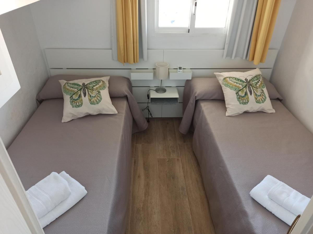 Apartamento En Edificio Stella Maris فوينخيرولا المظهر الخارجي الصورة